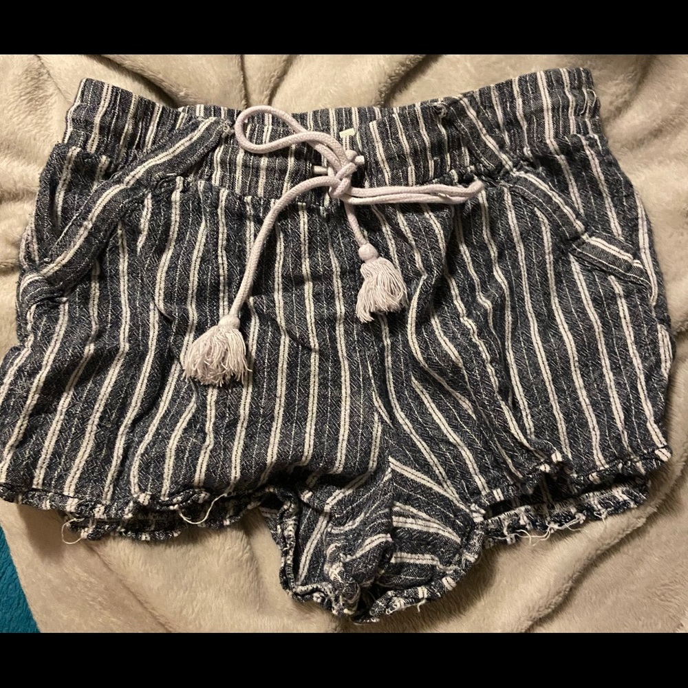 Rewind Grey/White Shorts
